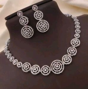Elegant Necklace & Earring Set