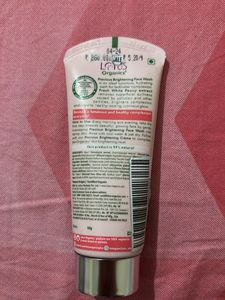 Lotus Precious Brightening Face Wash