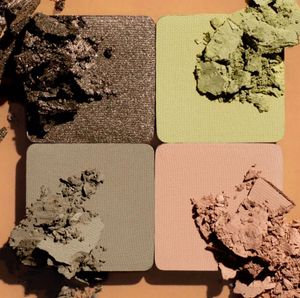Huda beauty mini moss palette