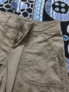 Very Comfortable With Huge Pocket Size