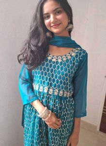 Teal Geometric Embroidered Salwar Kameez