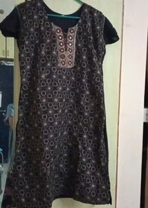 Black Chudi Set With Lining
