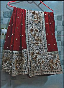 RED WEDDING SAREES EMBROIDERY