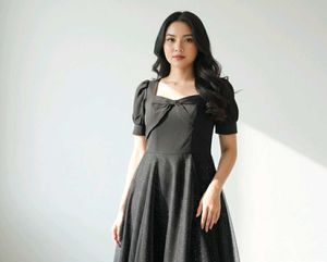 Elegant Black Midi Dress