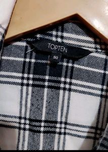 Black &amp; White Check Print Shirt For 42 Bust