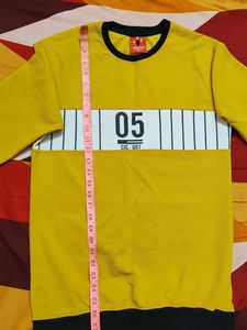 Yellow Graphic Print Sweatshirt