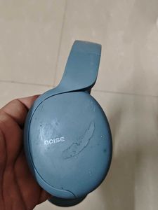 Noise Bluetooth headphones