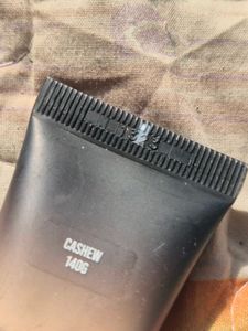 Huda Beauty FauxFilter Foundation