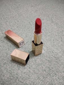 Estee Lauder Wedding Edition Lipstick Scarlet Kiss