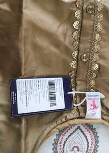 New Ethnic Blouse And Skirt