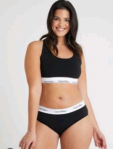 Calvin Klein Bra Panty Set
