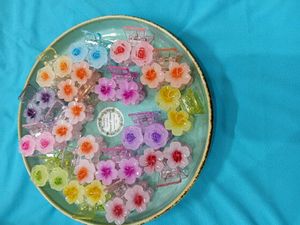 Flower Hair Claw Clips