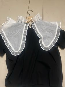 Detachable Ruffle Collar
