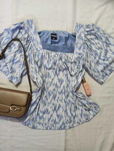 ✮⋆˙Chic Blue Patterned Top