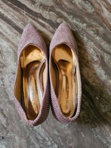 Cute Rose Gold Heels 👠
