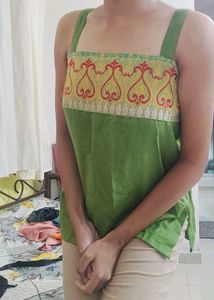 Olive Top
