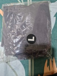 Grey Knee Protecor For Gym And Workout