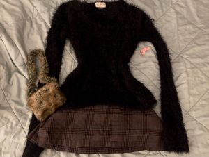 fitted (stretchable) vintage top