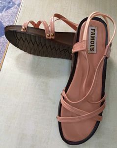 Famous Heel Sandal Size, 39