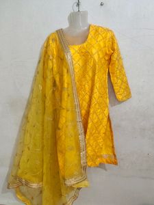 Kurta Set With Dupatta