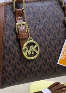 Micheal Kors Slingbags