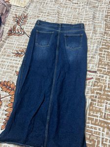Side Slit Long Skirt