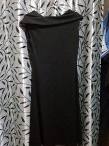 Chic Black Off-Shoulder Dress