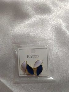 Leaf Design Earrings