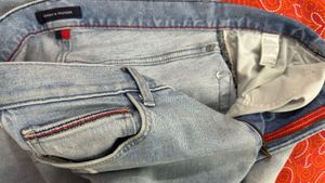 Tommy Hilfiger Distressed Slim Fit Jeans