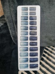 Pretty Glittery Nail Press-ons!!(With Tape)