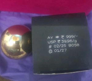 Lakme Xtraordin-airy Mousse