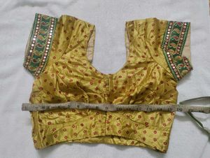 Mustard Yellow Silk Saree With Bandhani Prints