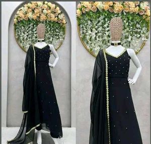 Sleeveless Kurtaset