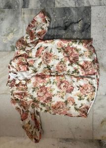 femme floral top