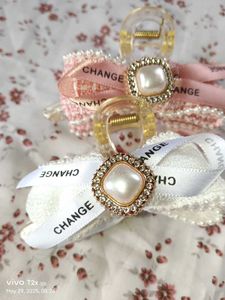 Trendy Pearl Hair Claw Clips - Set of 2 🌷