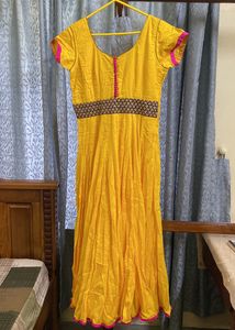 Wide Umbrella Gown Dress|| Only For Yellow Lovers�