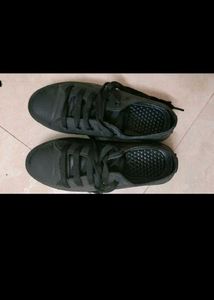 8 Pack Shoes