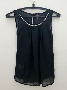 Sleeveless Top