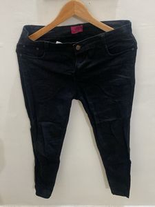 Stylish Black Denim Jeans