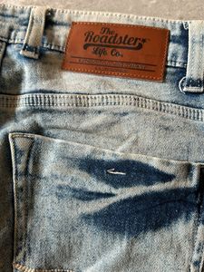 Distressed Denim Jeans size 28