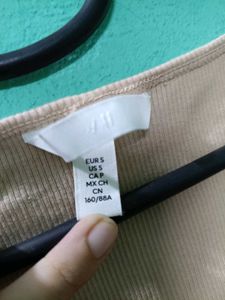 H&amp;M Solid Ribbed Cropped Tee - Tan