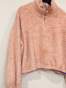 Fuzzy Cropped Pullover Peach color
