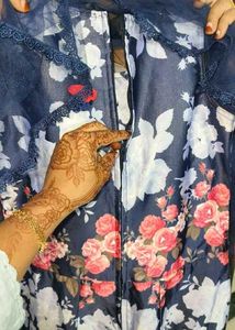Girl&#39;s Party Wear Gown