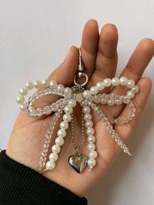 ₊˚⊹౨ pearl bow bagcharm/keychain ৎ ₊˚⊹