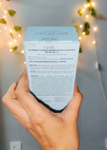 Dot &amp; Key Blueberry Sunscreen