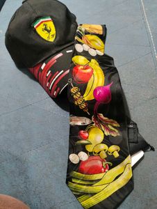 Ferrari Cap & Novelty Tie