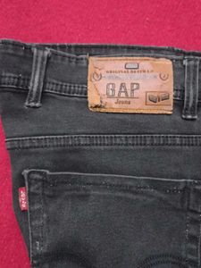 Levi&#39;s black used jeans stretchable Meterial