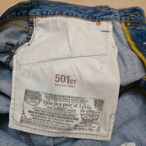 LEVI&#39;S 501 BLUE REGULAR FIT JEANS