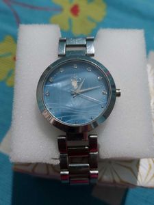 Dressberry Elegant Women's Watch
