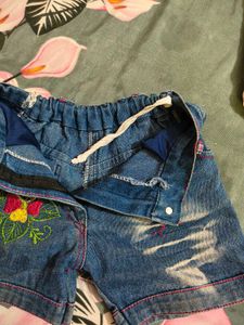 Cute Embroidered Denim Shorts
